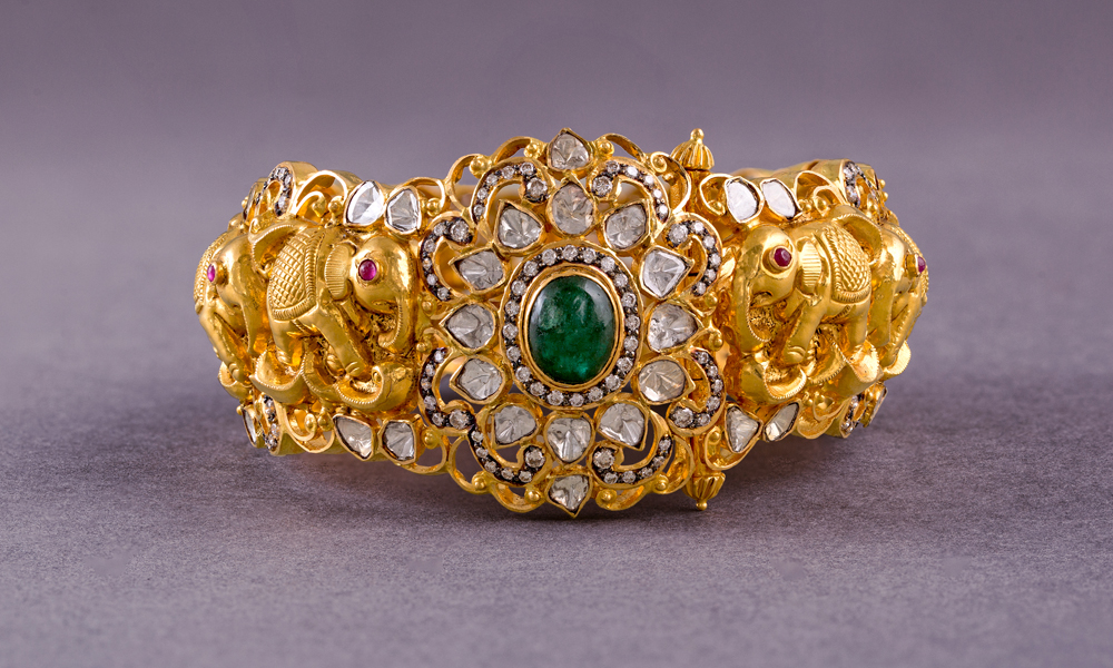Gold Bracelets at Krishna Jewellers